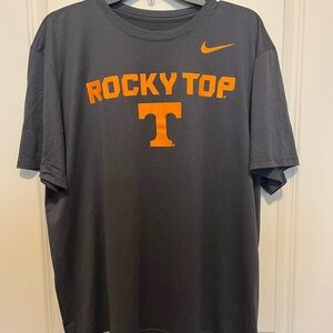 Men’s Nike Tennessee Workout Shirt